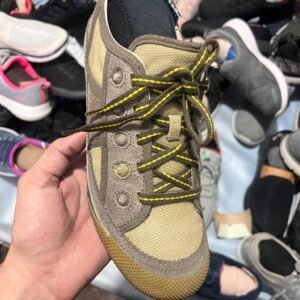 used merrell shoes size 44 – durable outdoor & casual footwear